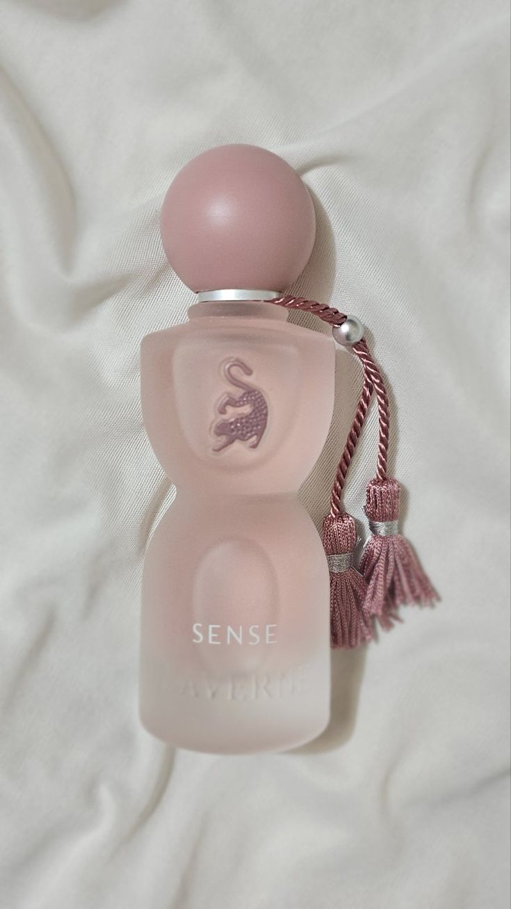 جورجینا سنس لاورن Gorgina Sens Laverne