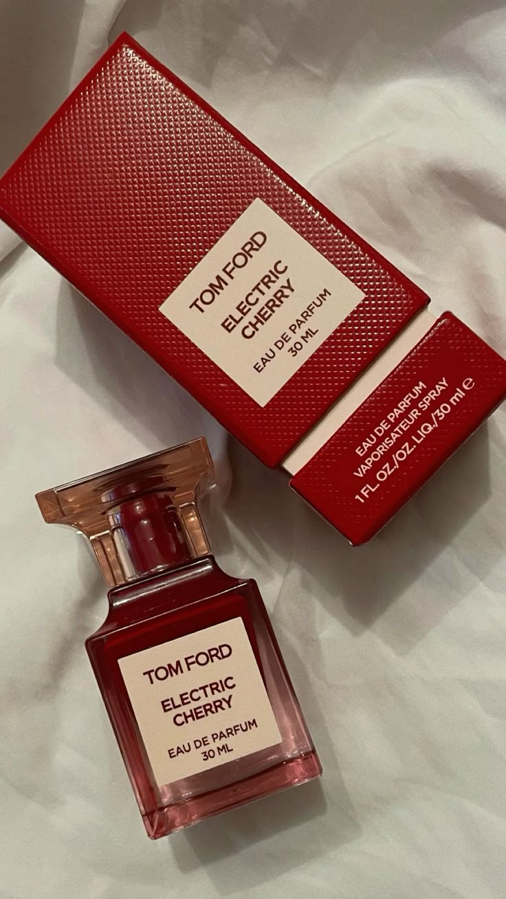 تام فورد الکتریک چری Tom Ford Electric Cherry