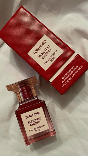تام فورد الکتریک چری Tom Ford Electric Cherry